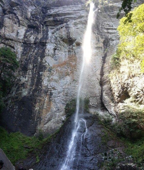收评:大盘全天震荡调整 景点及旅游板块走强